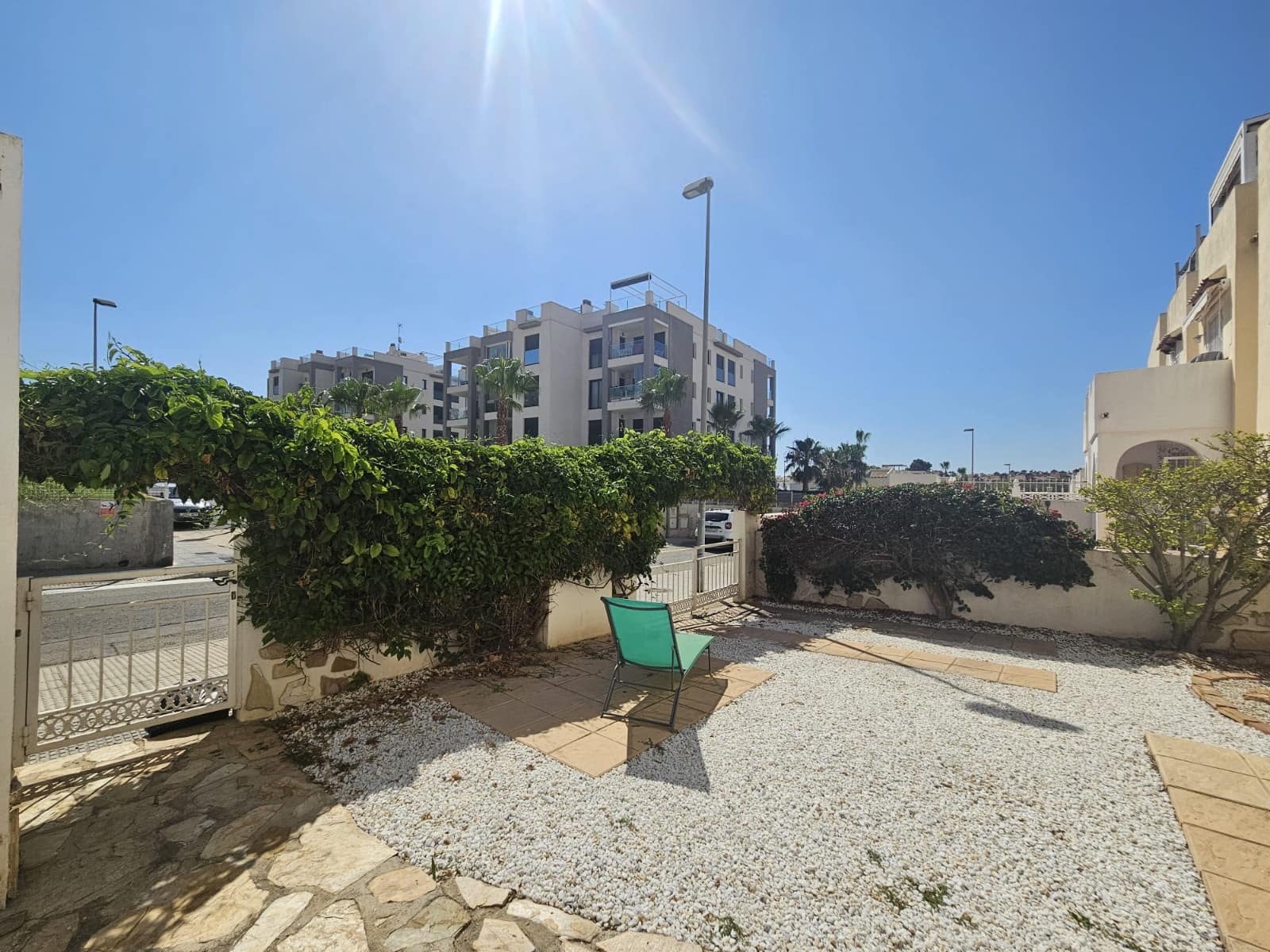 2 soveværelse Lejlighed til salg i Villamartin med swimmingpool garage - € 149.995 (Ref: 9191577)