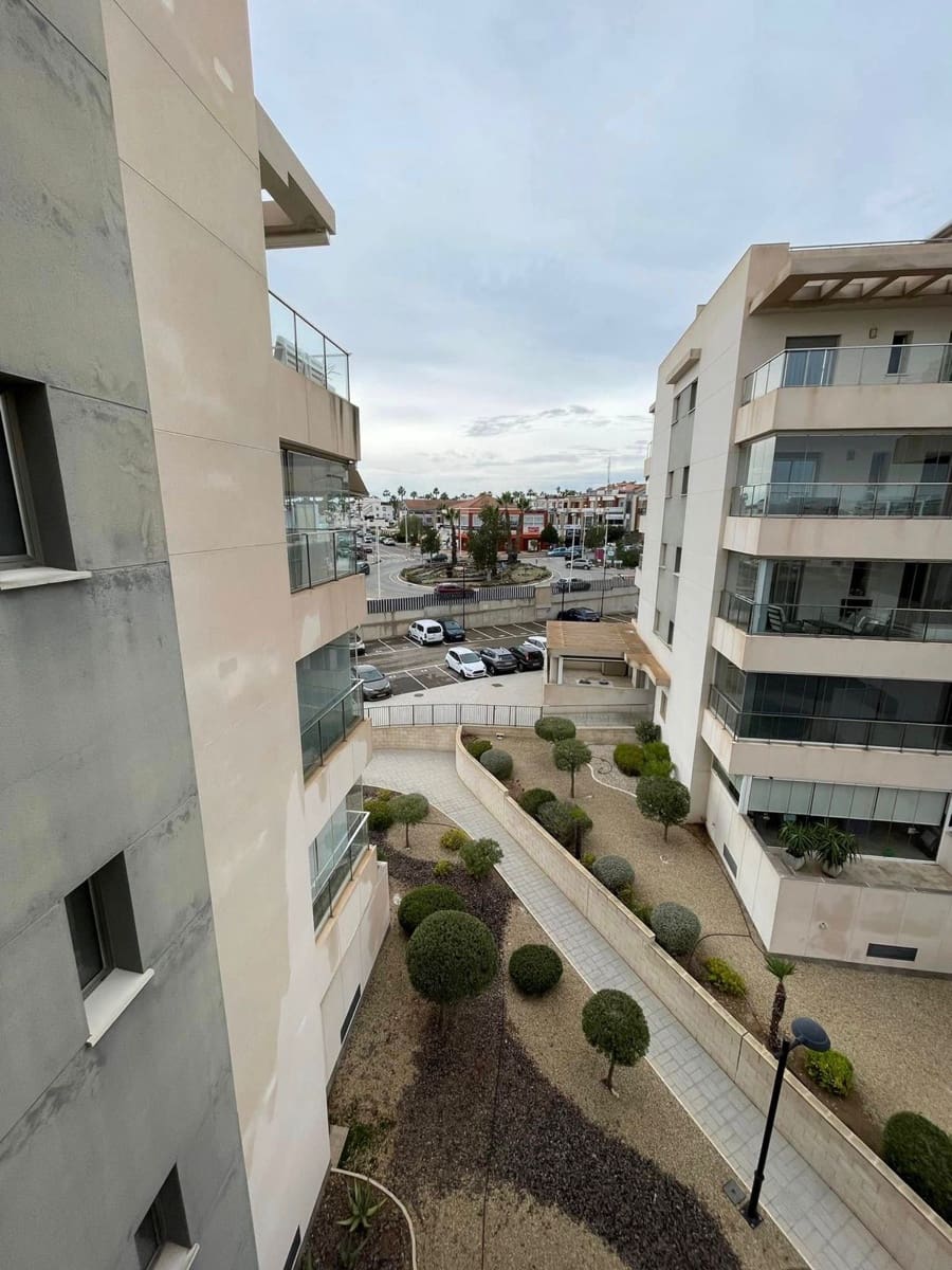 2 soverom Leilighet til salgs i Los Dolses med svømmebasseng garasje - € 235 000 (Ref: 9191596)