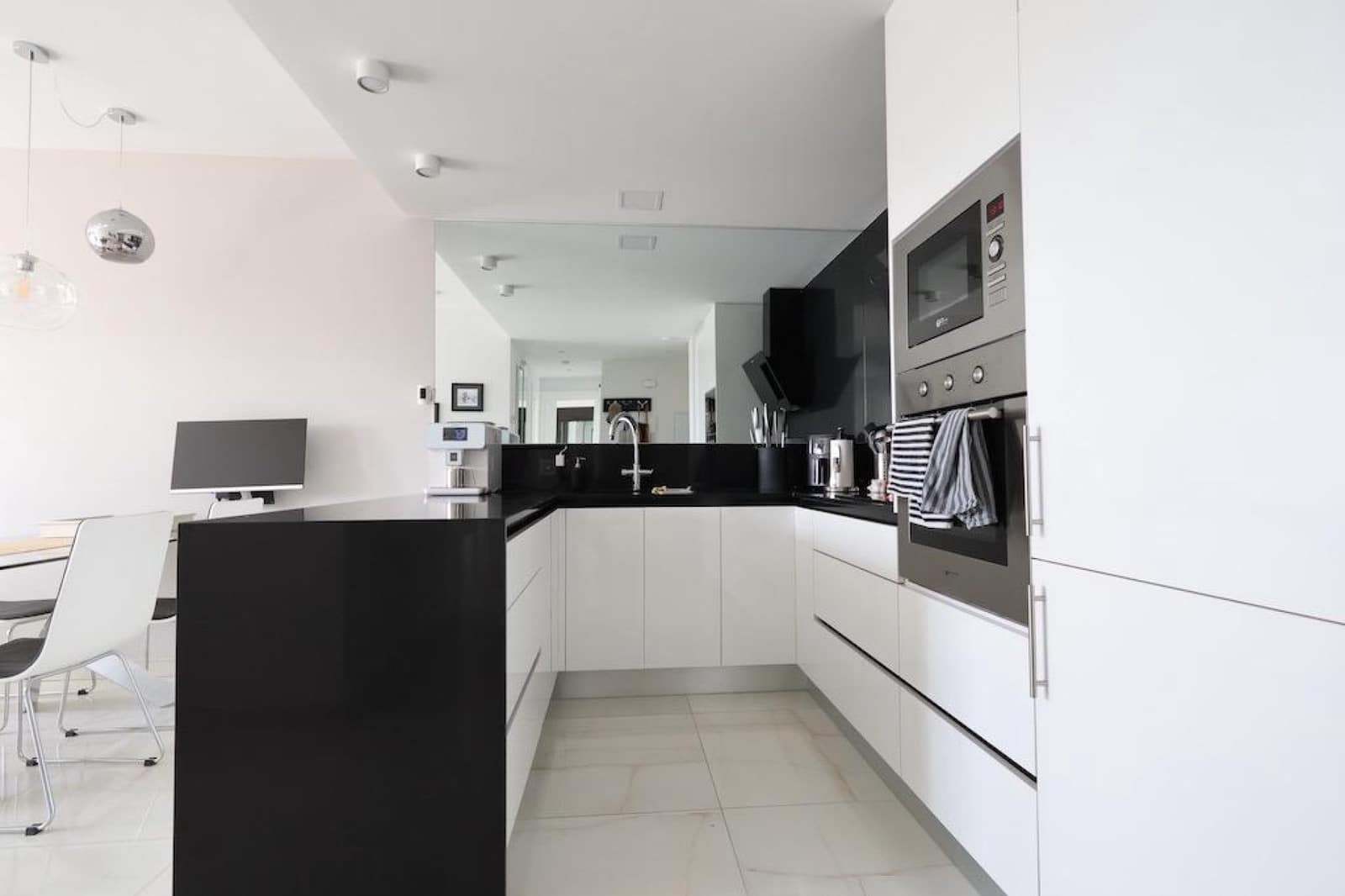 2 bedroom Apartment for sale in Playa Flamenca with pool garage - € 269,000 (Ref: 9191727)