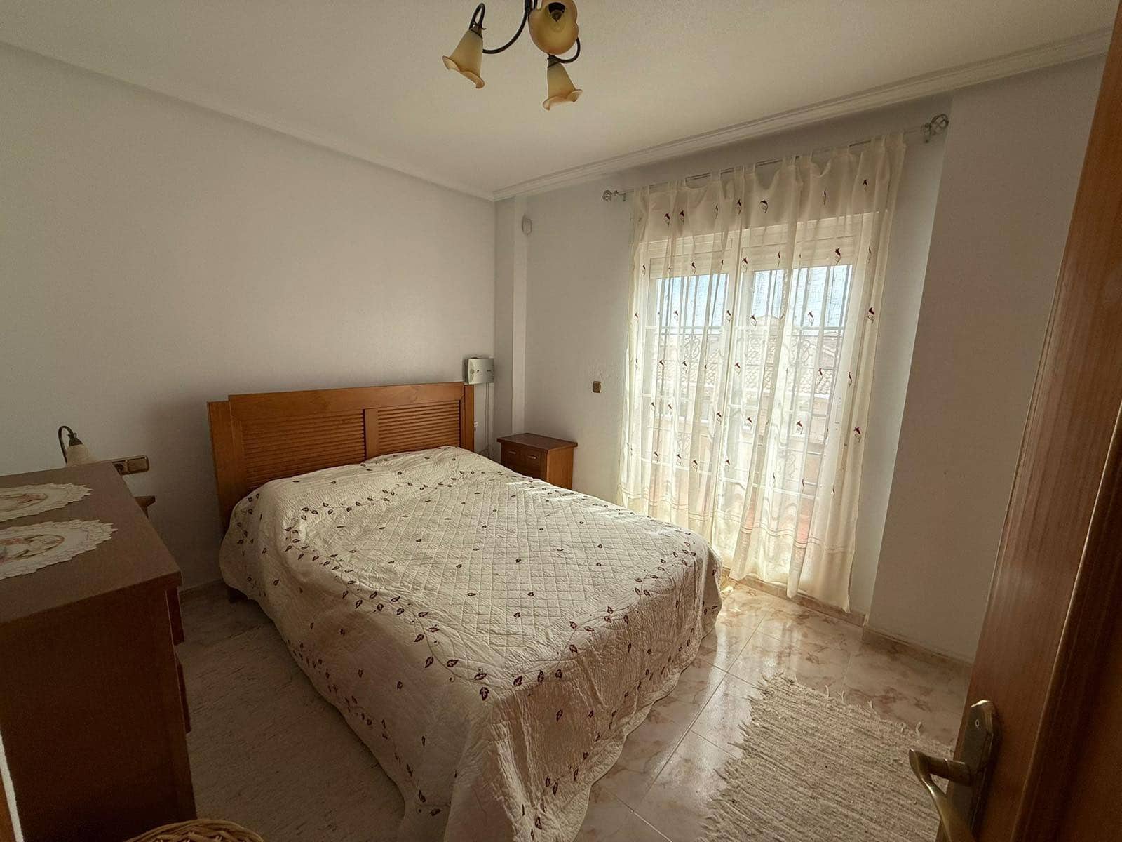 3 soverom Hus til salgs i Orihuela Costa med svømmebasseng garasje - € 214 990 (Ref: 9201609)