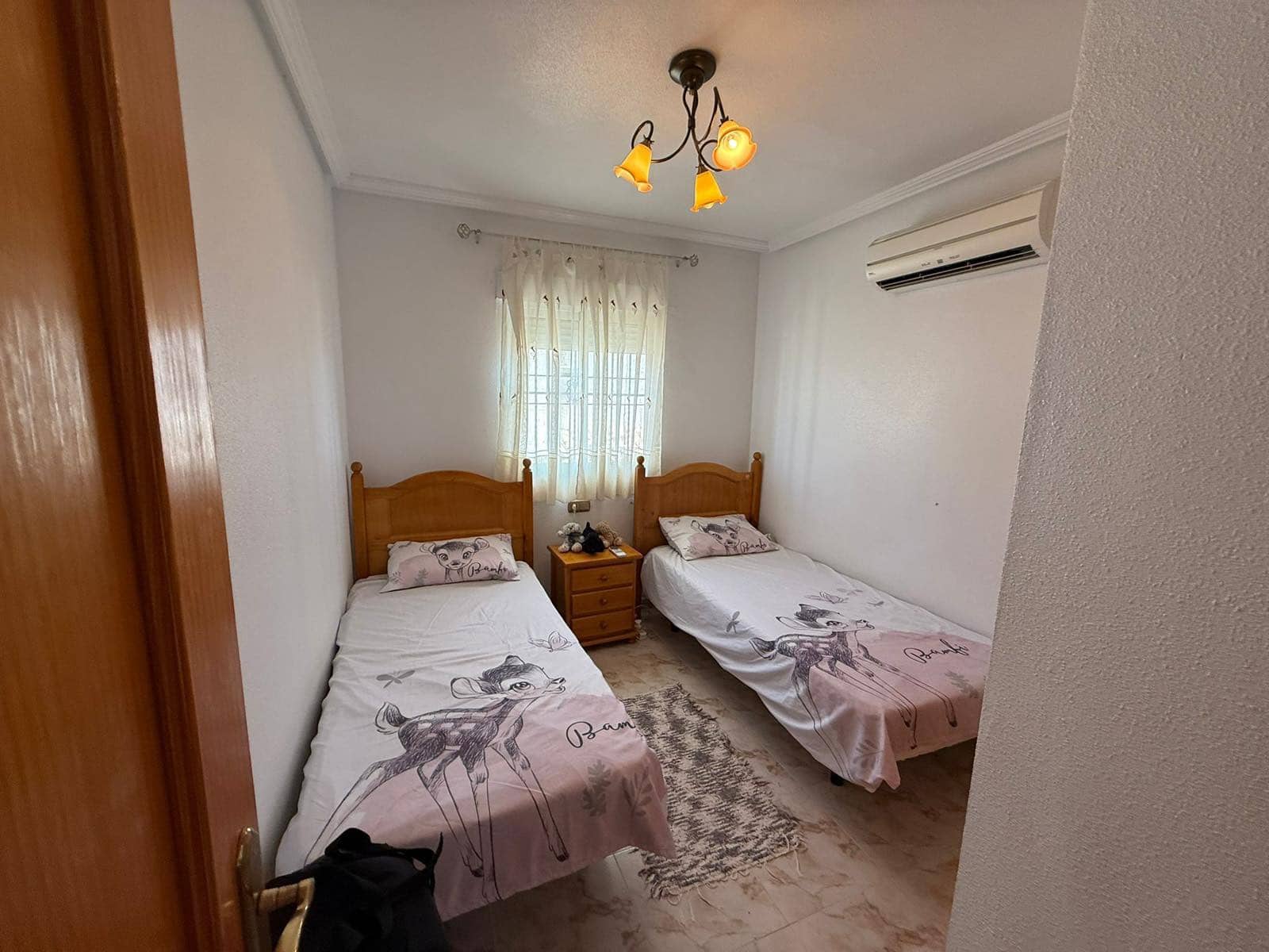 3 soverom Hus til salgs i Orihuela Costa med svømmebasseng garasje - € 214 990 (Ref: 9201609)