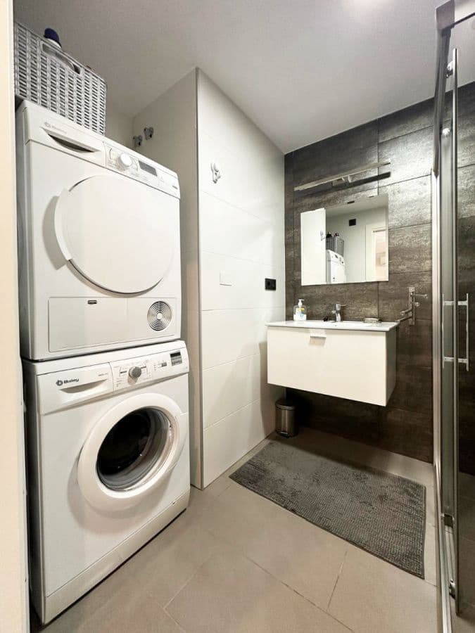 2 bedroom Apartment for sale in Playa Flamenca with pool garage - € 299,500 (Ref: 9237694)