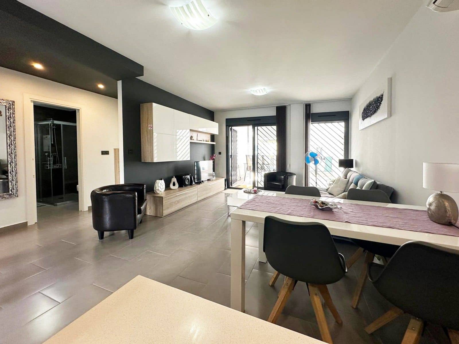 2 bedroom Apartment for sale in Playa Flamenca with pool garage - € 299,500 (Ref: 9237694)