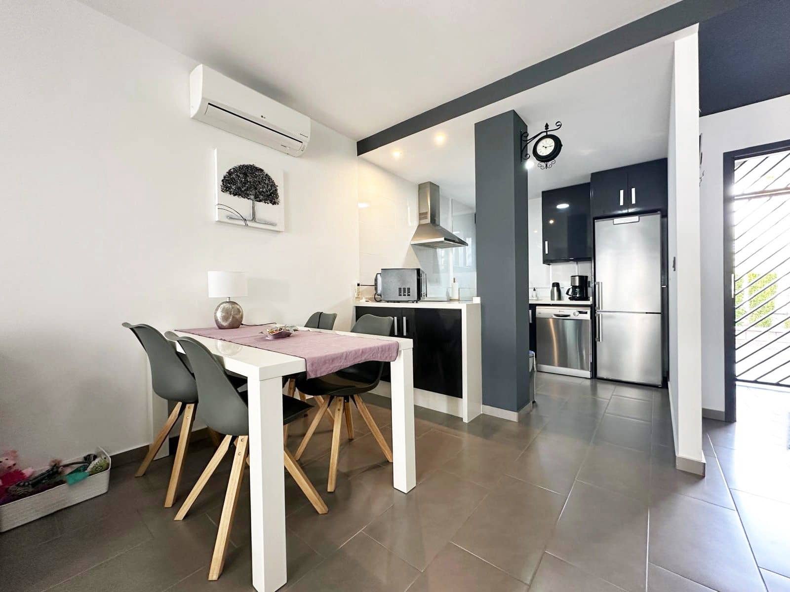 2 sovrum Lägenhet till salu i Playa Flamenca med pool garage - 299 500 € (Ref: 9237694)