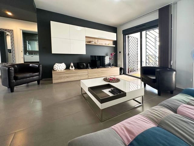 2 bedroom Apartment for sale in Playa Flamenca, Orihuela with pool garage - € 299,500 (Ref: 9237694)