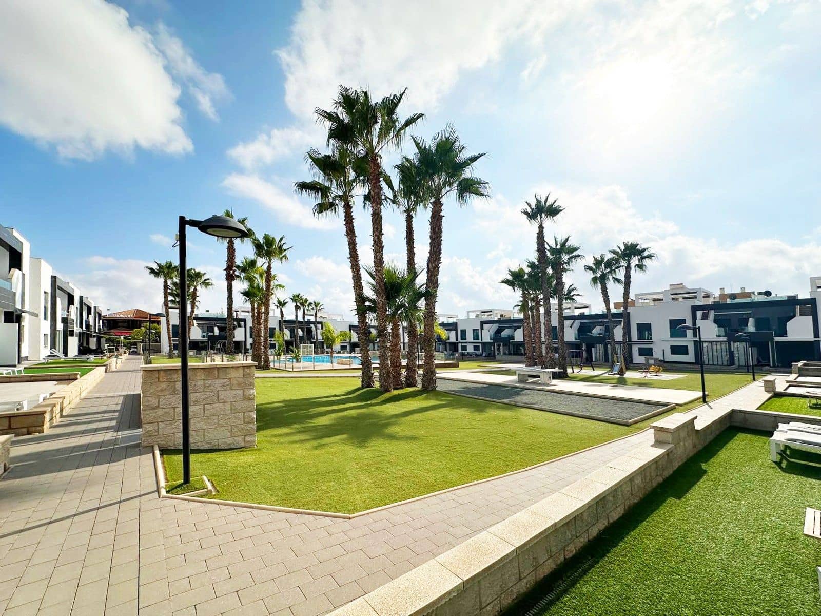 2 sovrum Lägenhet till salu i Playa Flamenca med pool garage - 299 500 € (Ref: 9237694)