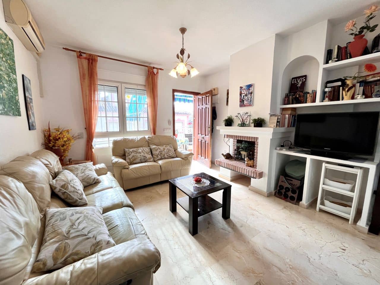 2 bedroom Apartment for sale in Playa Flamenca with pool garage - € 199,999 (Ref: 9258097)