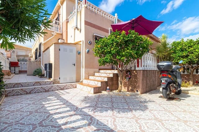 3 soverom Hus til salgs i Cabo Roig, Orihuela med svømmebasseng garasje - € 229 000 (Ref: 9266698)