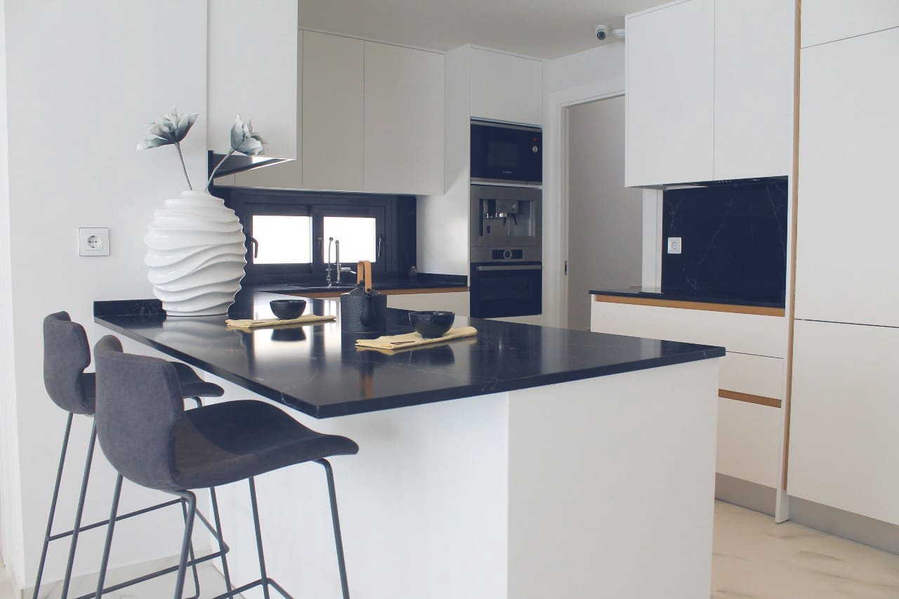 3 quarto Moradia para venda em San Miguel de Salinas com piscina garagem - 630 000 € (Ref: 9267561)