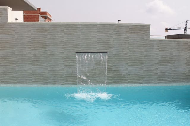 3 quarto Moradia para venda em San Miguel de Salinas com piscina garagem - 630 000 € (Ref: 9267561)