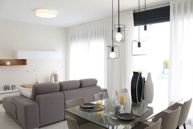 3 quarto Moradia para venda em San Miguel de Salinas com piscina garagem - 630 000 € (Ref: 9267561)