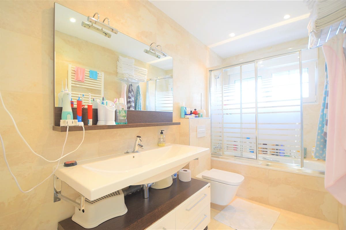 4 bedroom Villa for sale in La Zenia with pool garage - € 1,350,000 (Ref: 9270526)