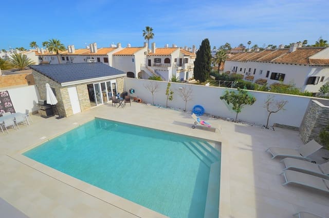 4 bedroom Villa for sale in La Zenia, Orihuela with pool garage - € 1,350,000 (Ref: 9270526)