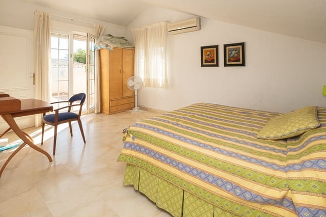 3 soverom Hus til salgs i Las Ramblas Golf, Orihuela med svømmebasseng garasje - € 269 000 (Ref: 9278606)