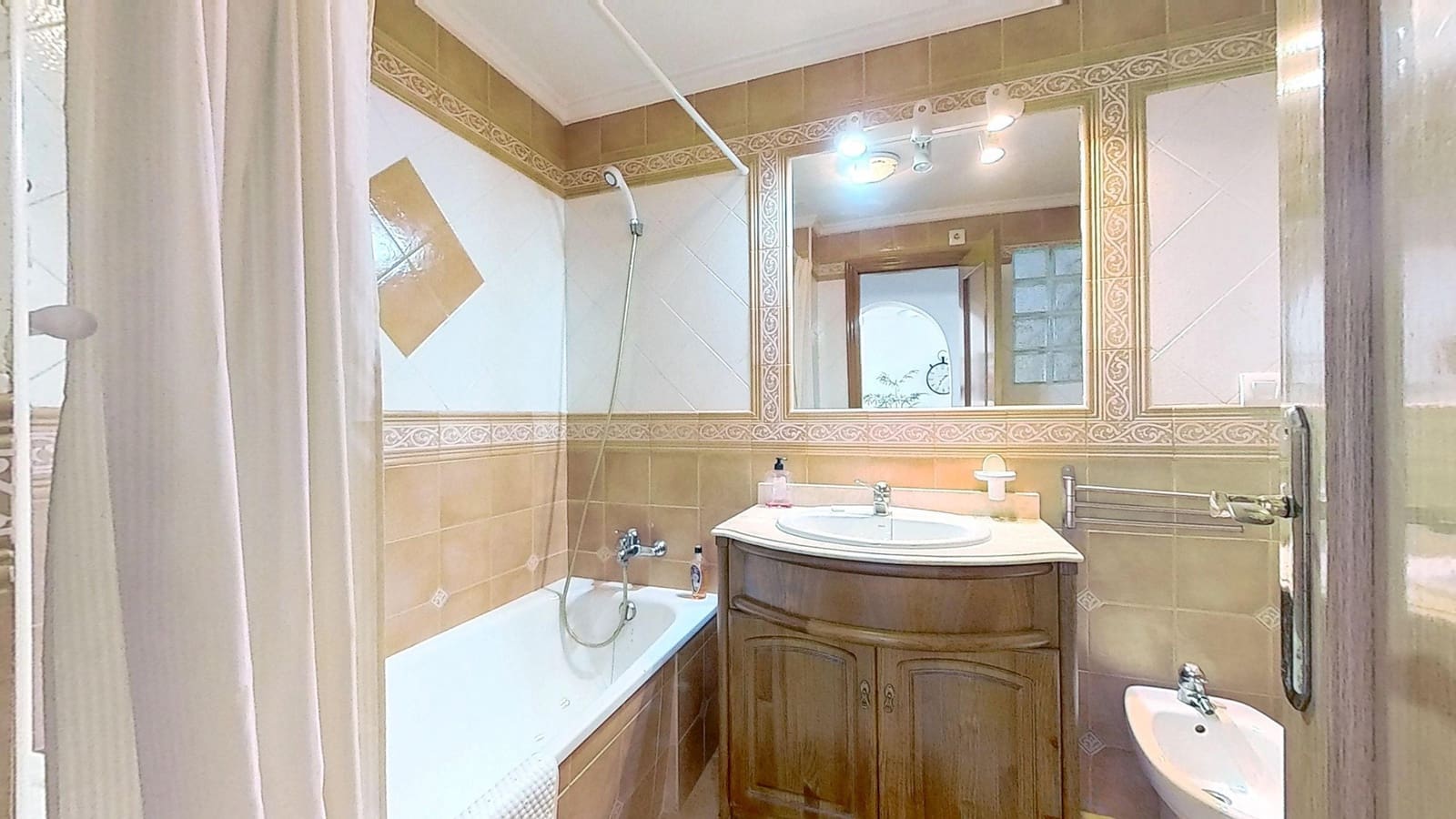 2 bedroom Apartment for sale in Playa Flamenca with pool garage - € 189,000 (Ref: 9293809)