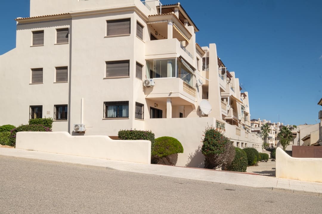 Apartamento de 3 habitaciones en Las Ramblas Golf en venta con piscina garaje - 219.995 € (Ref: 9306735)