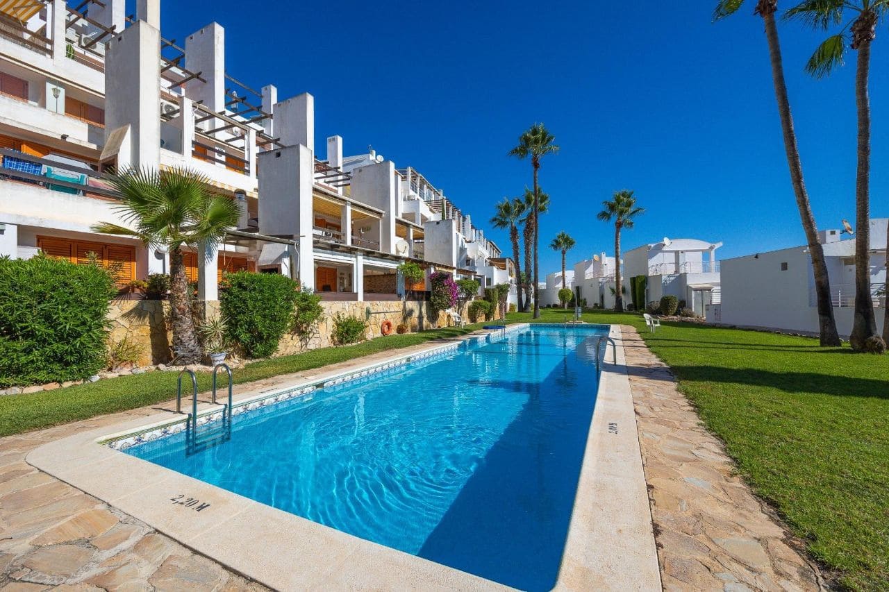 2 slaapkamer Appartement te koop in Las Ramblas Golf met zwembad garage - € 325.000 (Ref: 9307009)