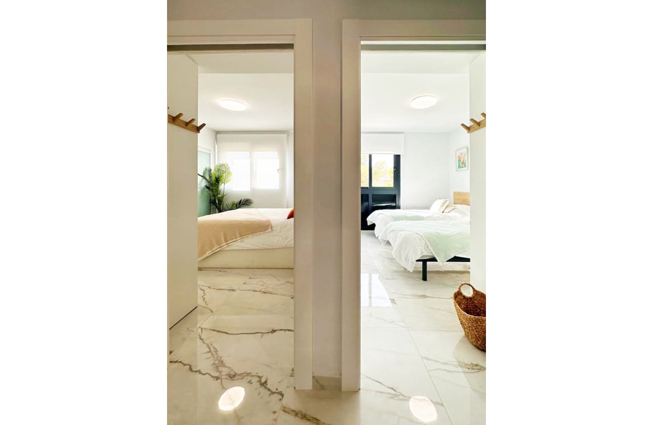 Apartamento de 2 habitaciones en Los Altos en venta con piscina garaje - 279.000 € (Ref: 9309002)