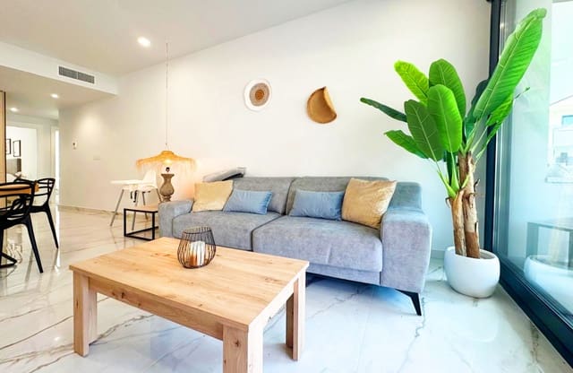 Apartamento de 2 habitaciones en Los Altos en venta con piscina garaje - 279.000 € (Ref: 9309002)