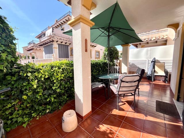 3 soveværelse Byhus til salg i La Zenia, Orihuela med swimmingpool garage - € 239.000 (Ref: 9319528)