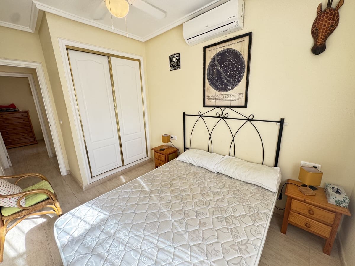 3 quarto Casa em Banda para venda em Villamartin com piscina garagem - 199 995 € (Ref: 9343767)