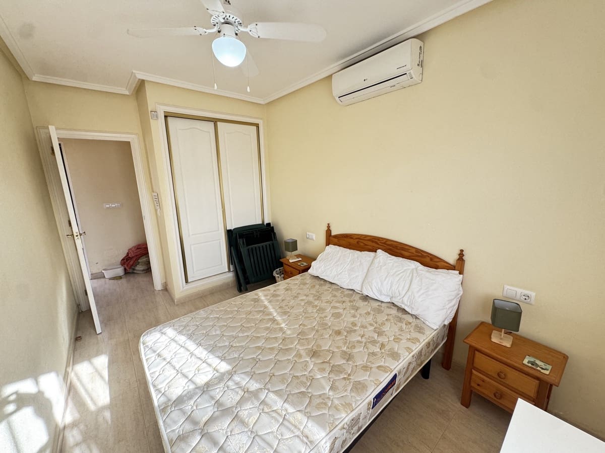 3 quarto Casa em Banda para venda em Villamartin com piscina garagem - 199 995 € (Ref: 9343767)