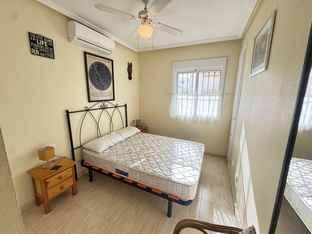 3 quarto Casa em Banda para venda em Villamartin com piscina garagem - 199 995 € (Ref: 9343767)