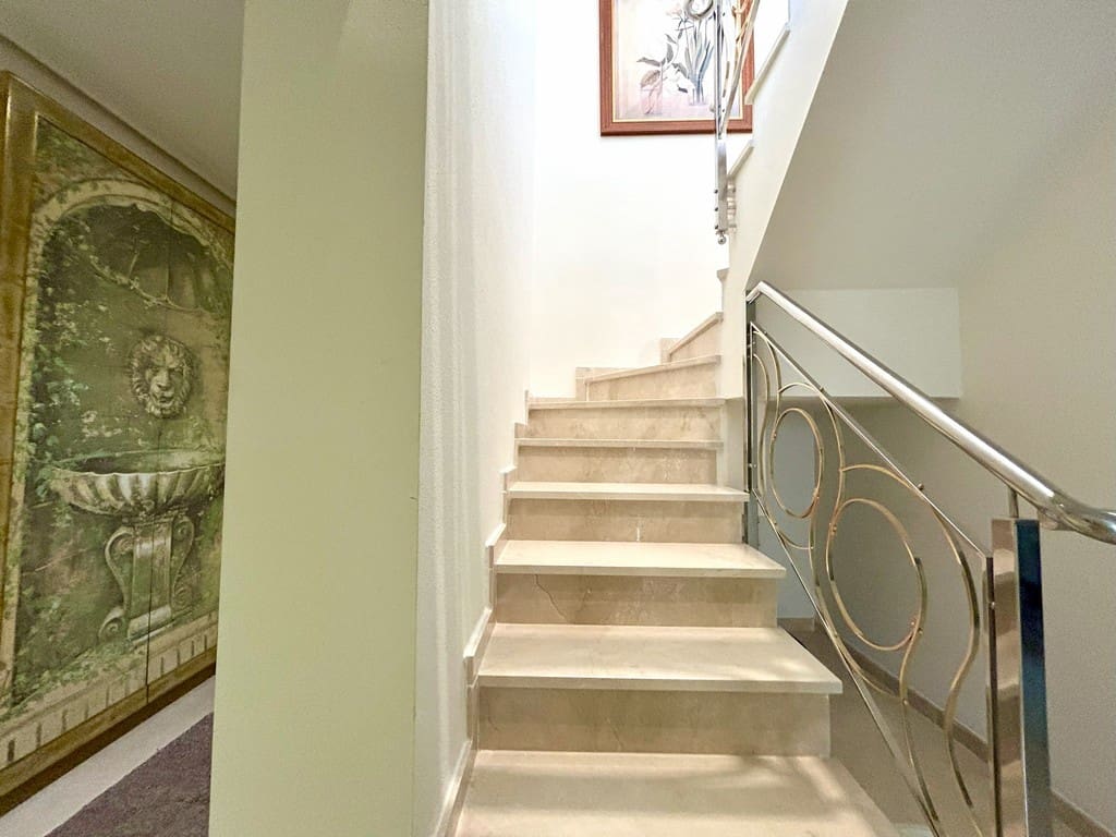 3 makuuhuone Kattohuoneisto myytävänä paikassa Cabo Roig mukana uima-altaan 
autotalli - 645 000 € (Ref: 9345218)