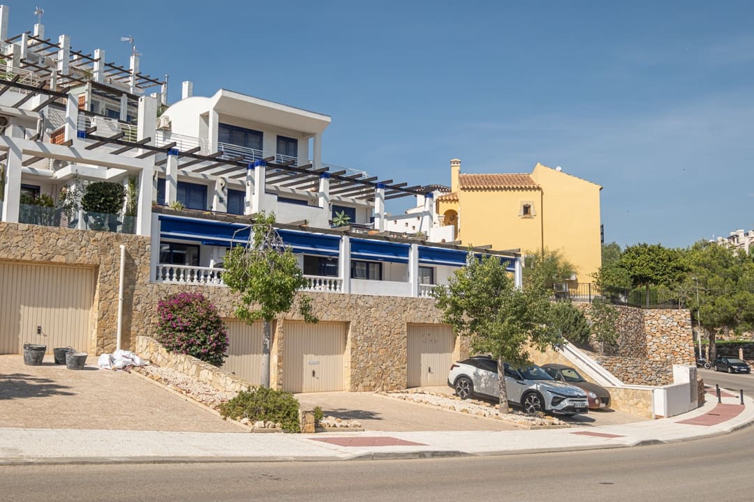 Apartamento de 3 habitaciones en Las Ramblas Golf en venta con piscina garaje - 270.000 € (Ref: 9378001)