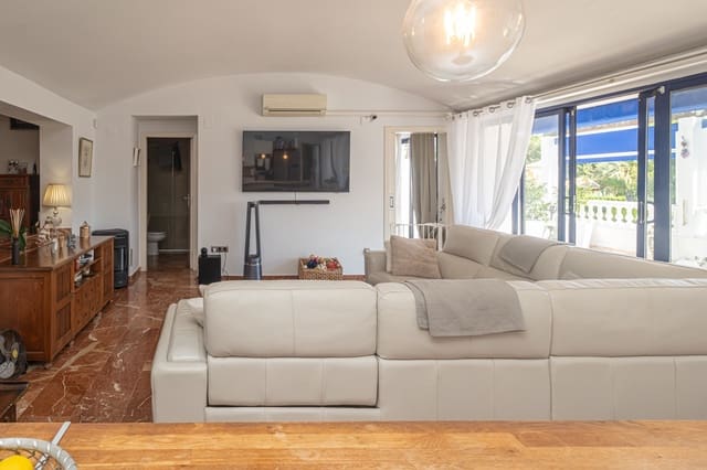 3 sypialnia Apartament na sprzedaż w Las Ramblas Golf, Orihuela z basenem garażem - 270 000 € (Ref: 9378001)
