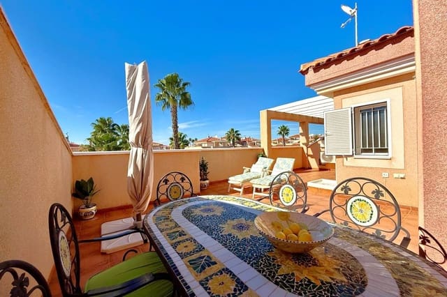 3 soveværelse Penthouse til salg i Playa Flamenca, Orihuela med swimmingpool - € 245.000 (Ref: 9378247)