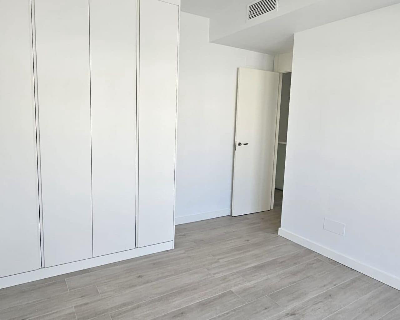 5 sypialnia Willa na sprzedaż w Los Dolses z basenem garażem - 299 900 € (Ref: 9386232)