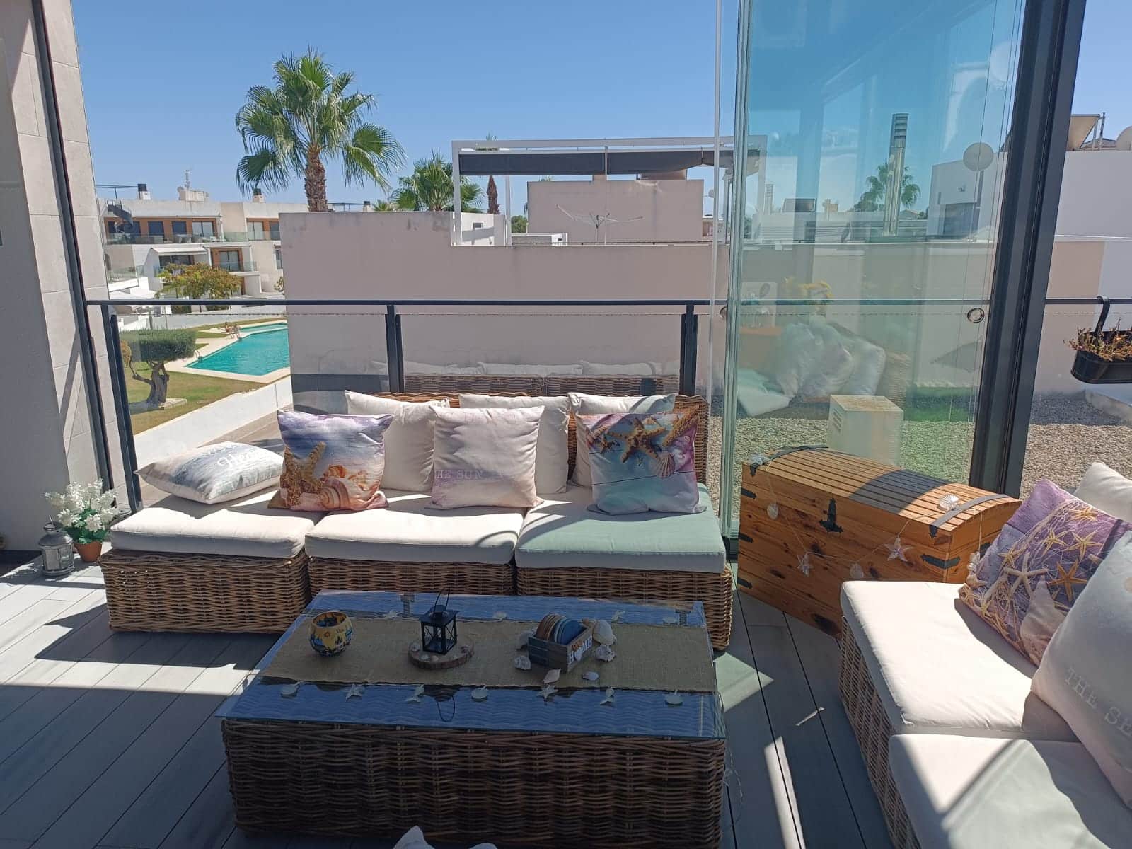 2 makuuhuone Huvila myytävänä paikassa Orihuela Costa mukana uima-altaan - 349 000 € (Ref: 9388509)