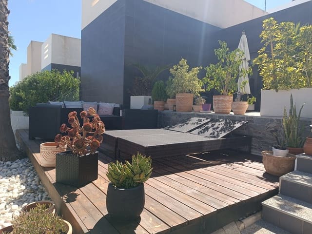 2 makuuhuone Huvila myytävänä paikassa Lomas de Campoamor - Las Ramblas, Orihuela mukana uima-altaan - 349 000 € (Ref: 9388509)