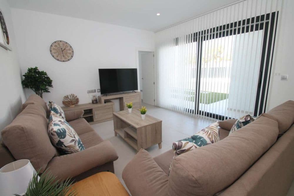 3 soveværelse Villa til salg i Pilar de la Horadada med swimmingpool garage - € 319.000 (Ref: 9388633)