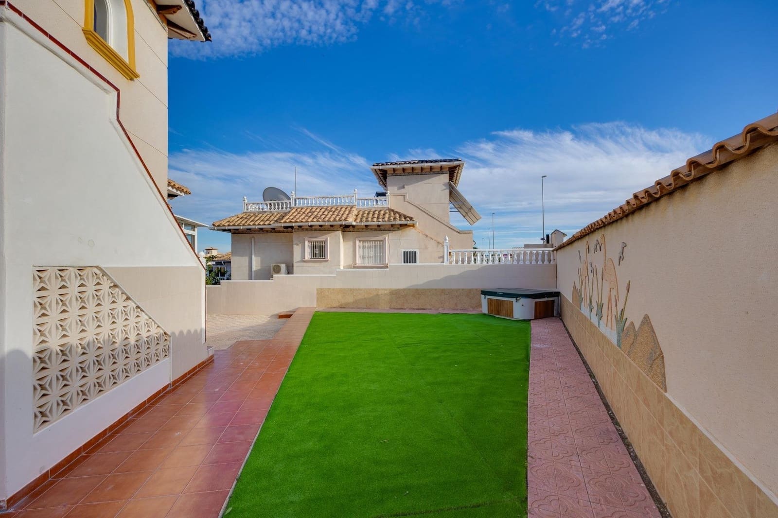 4 camera da letto Villa in vendita in La Zenia con garage - 345.000 € (Rif: 9396797)