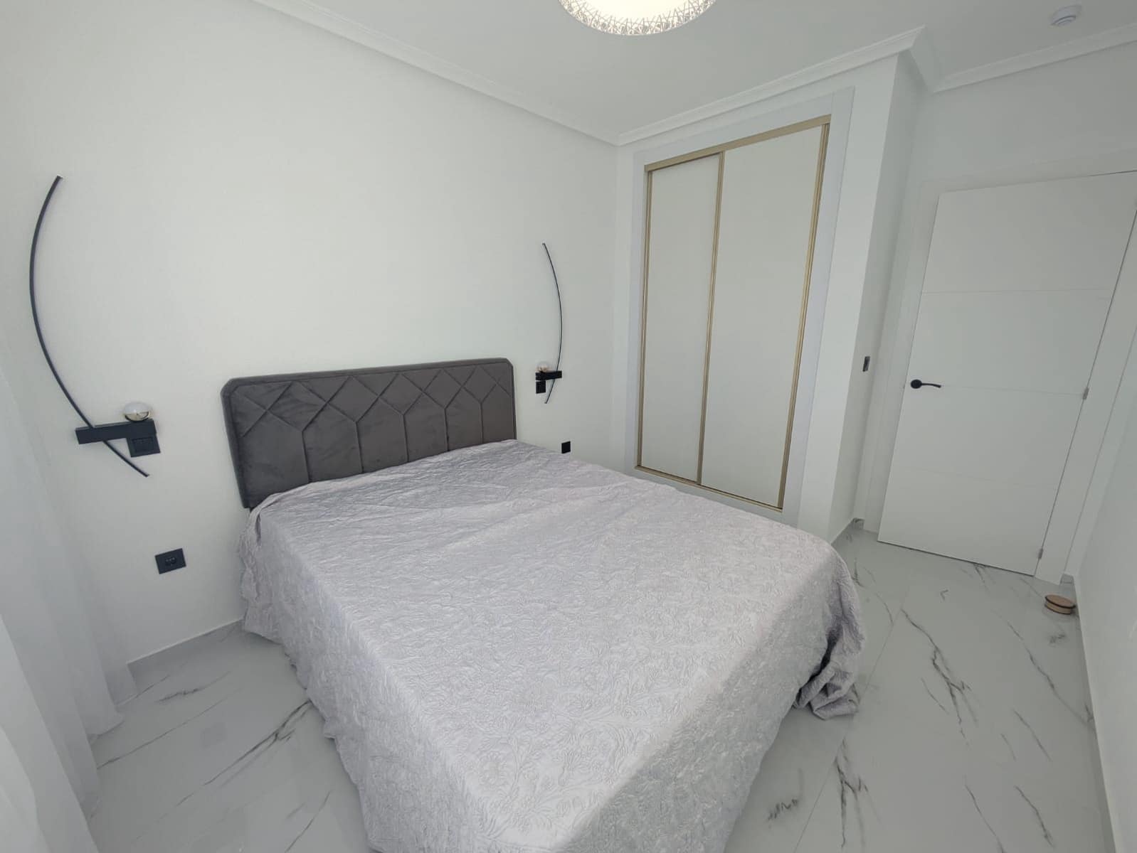 1 sypialnia Apartament na sprzedaż w Playa Flamenca z basenem - 162 000 € (Ref: 9409858)