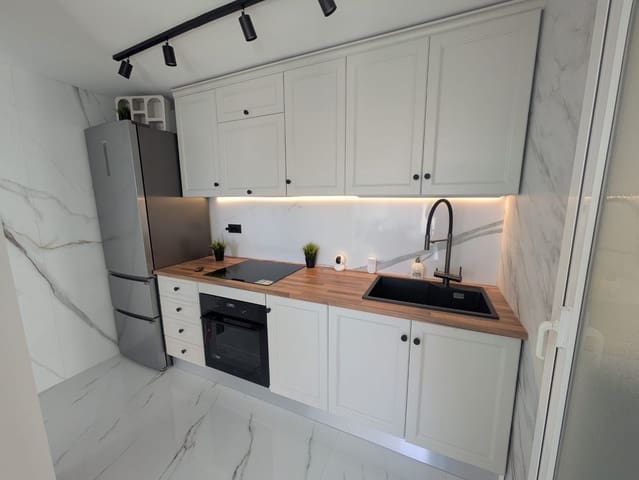 1 makuuhuone Huoneisto myytävänä paikassa Playa Flamenca, Orihuela mukana uima-altaan - 162 000 € (Ref: 9409858)