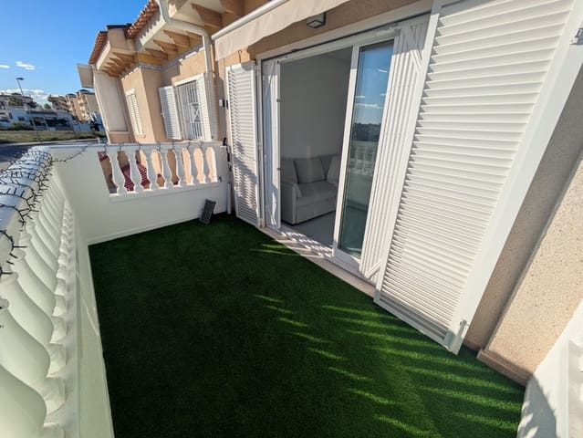 1 makuuhuone Huoneisto myytävänä paikassa Playa Flamenca, Orihuela mukana uima-altaan - 162 000 € (Ref: 9409858)