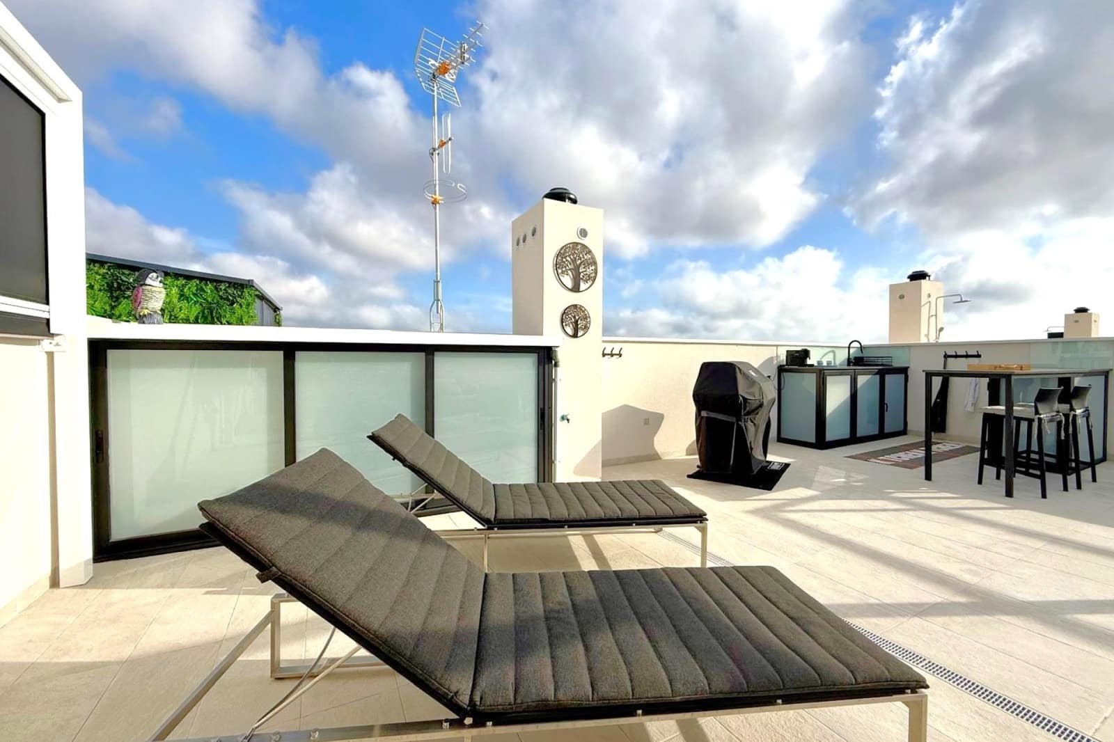 2 camera da letto Attico in vendita in Torrevieja con piscina garage - 330.000 € (Rif: 9417506)