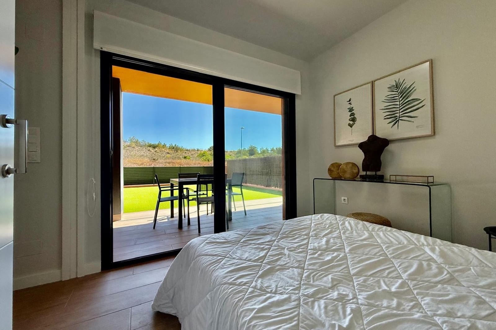 2 bedroom Apartment for sale in Villamartin with garage - € 259,000 (Ref: 9417511)