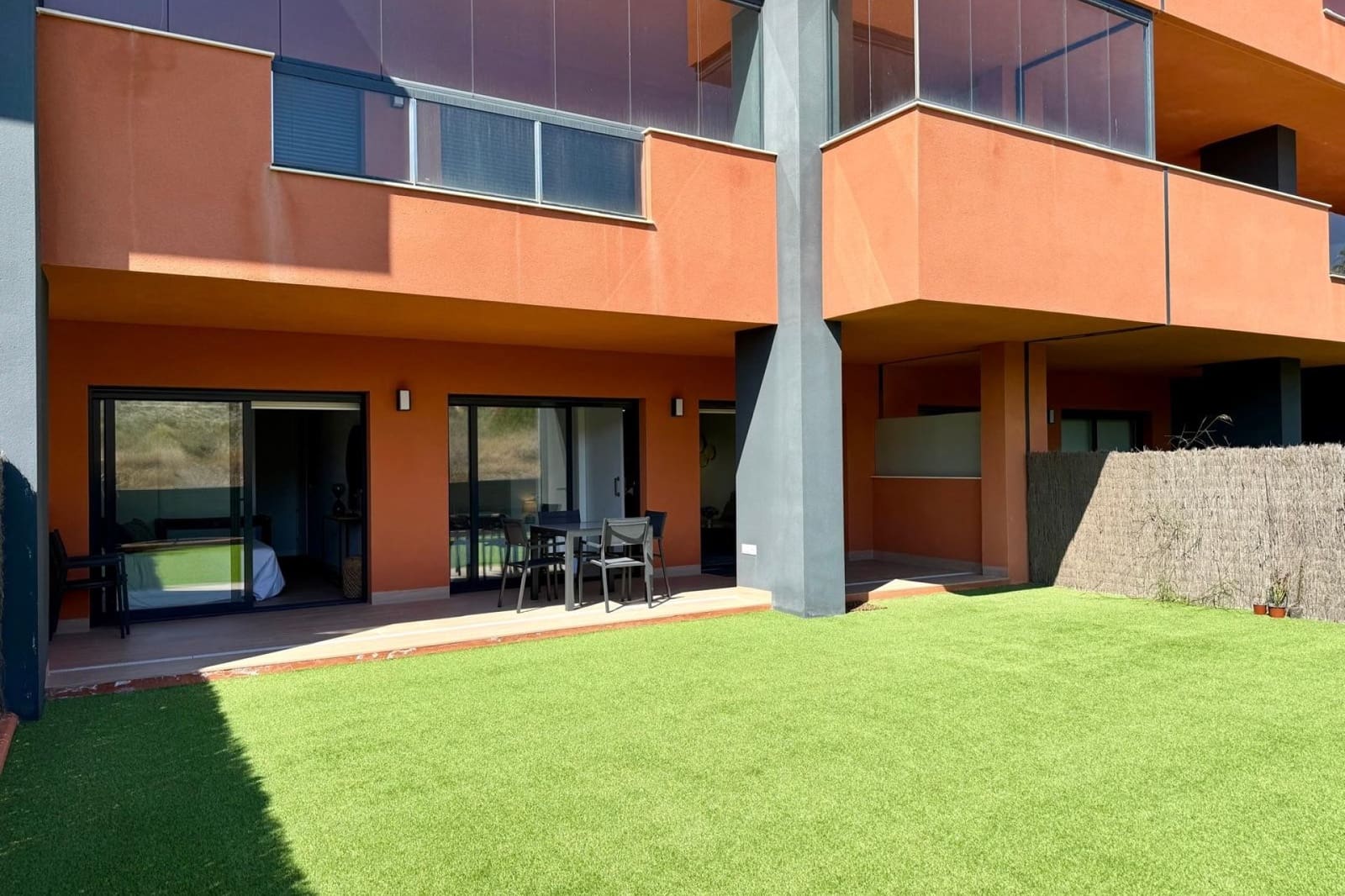 2 bedroom Apartment for sale in Villamartin with garage - € 259,000 (Ref: 9417511)