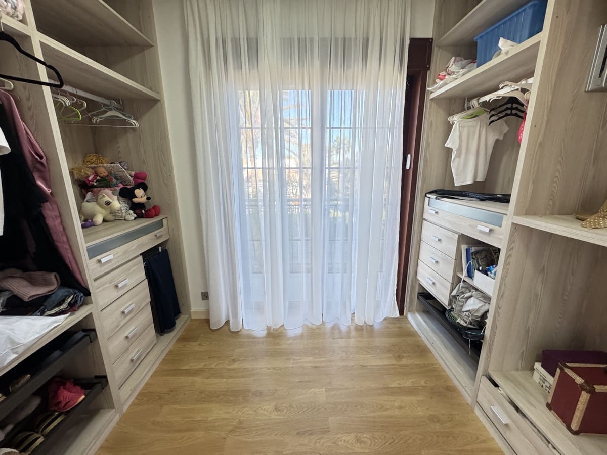 4 sypialnia Willa na sprzedaż w Cabo Roig z basenem garażem - 1 700 000 € (Ref: 9426171)