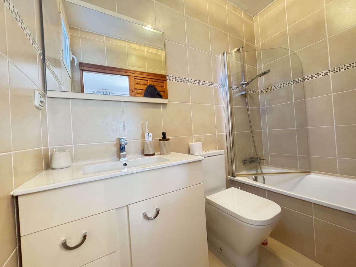 3 bedroom Villa for sale in Orihuela Costa with pool - € 374,995 (Ref: 9426409)