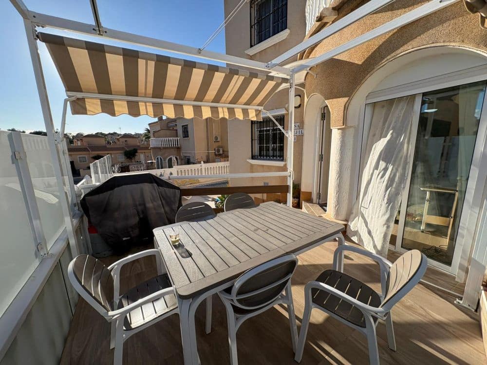 3 quarto Moradia para venda em Orihuela Costa com piscina - 249 995 € (Ref: 9428700)