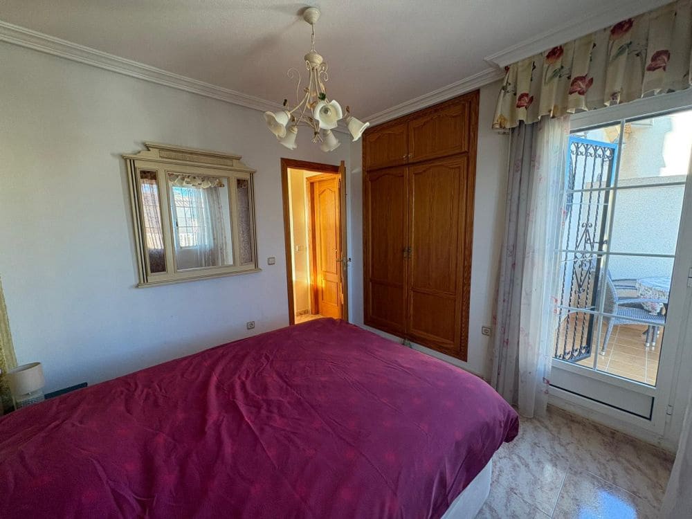 3 quarto Moradia para venda em Orihuela Costa com piscina - 249 995 € (Ref: 9428700)