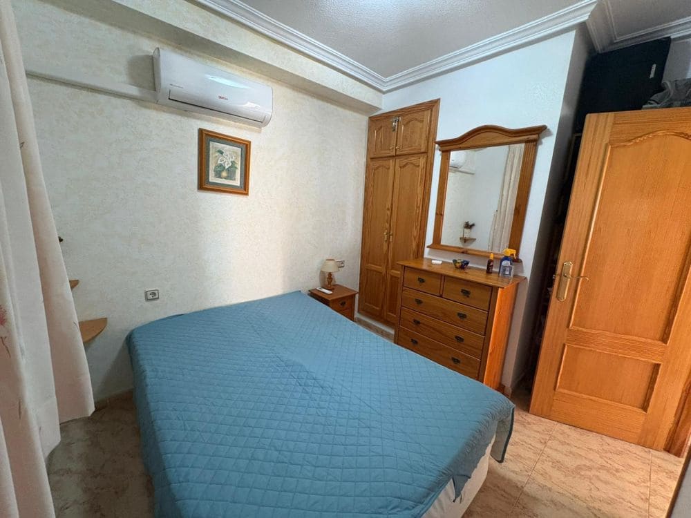 3 quarto Moradia para venda em Orihuela Costa com piscina - 249 995 € (Ref: 9428700)