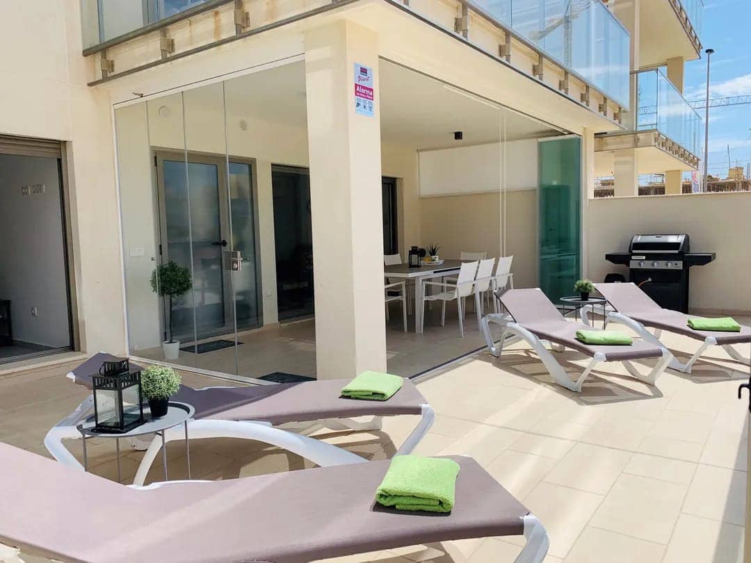 2 sypialnia Apartament na sprzedaż w Villamartin z basenem garażem - 264 900 € (Ref: 9432077)