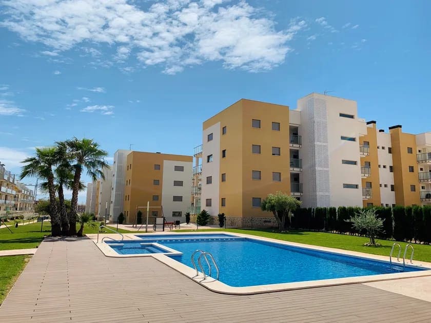 2 sypialnia Apartament na sprzedaż w Villamartin z basenem garażem - 264 900 € (Ref: 9432077)