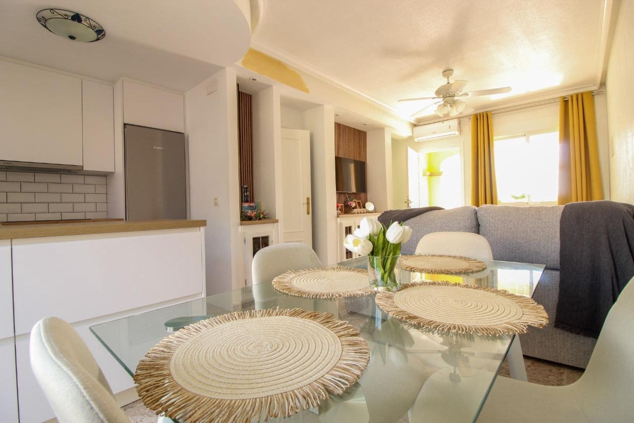 2 soverom Hus til salgs i Cabo Roig med svømmebasseng - € 189 000 (Ref: 9433609)